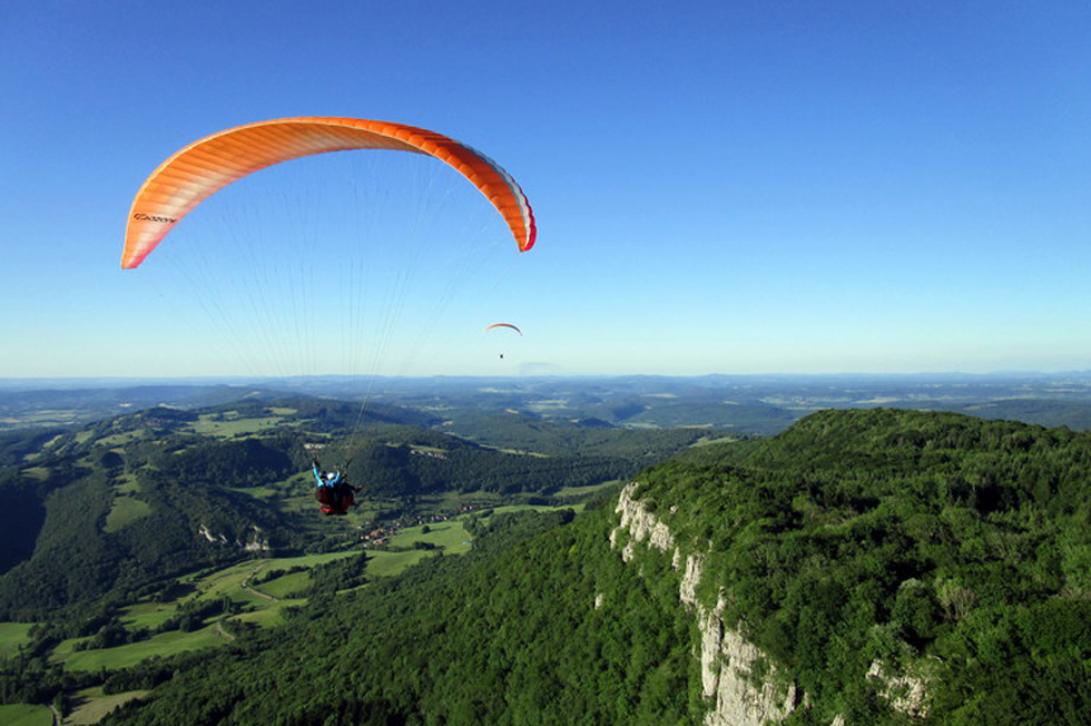 Parapente sur le Mont Poupet